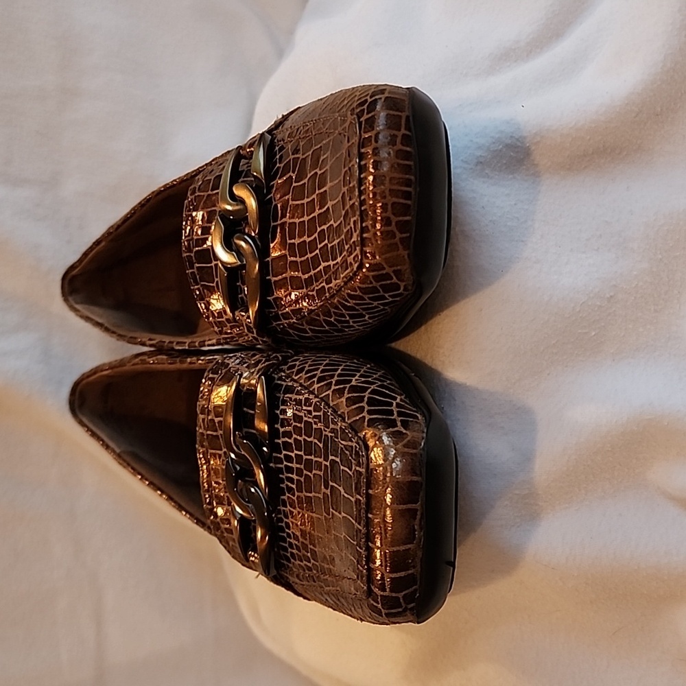 Liz Claiborne Benson Career Flat Brown Leather Reptile Embossed Loafer Size 7.5M - Picture 4 of 7